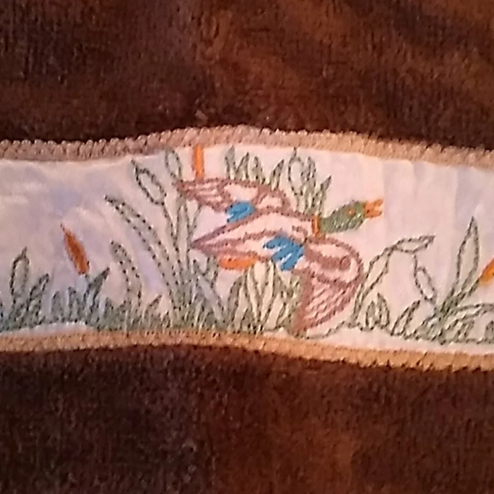 Vintage 1970s brown towels and wash rags